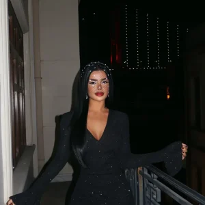 Svart glittrig miniklänning