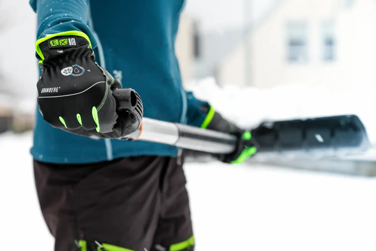 Granberg EX 4202 – Varmfodrade montagehandskar i MicroSkin - Bild 3