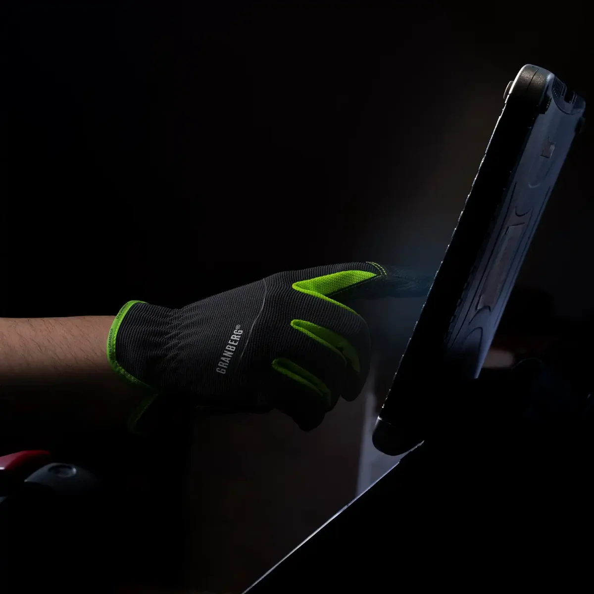 Granberg EX 4299 – Touchscreen-kompatibla montagehandskar - Bild 3