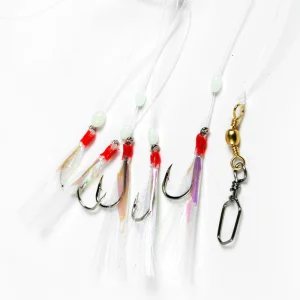 Fjäderhäckla vit med flash och vita kulor 3/0, 5-krok